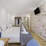 Delux 2 Petra Appartement Tsoukaládhes