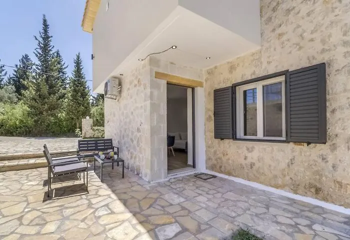 Lägenhet Delux 2 Petra Tsoukaládhes